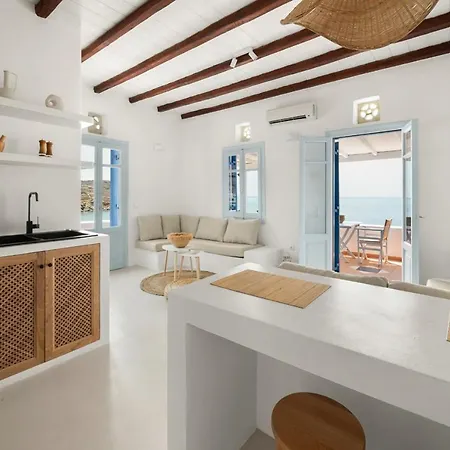 Blue Serenity Apartment