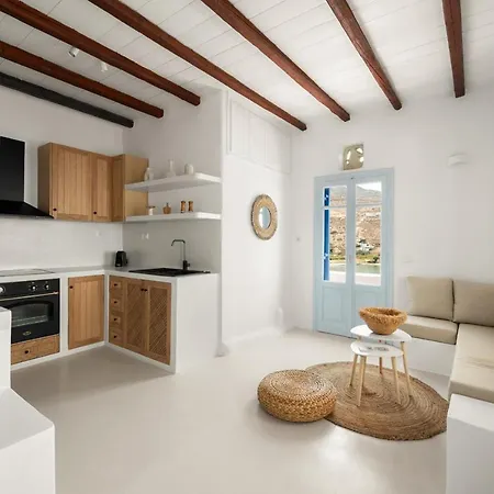 Blue Serenity Apartment *